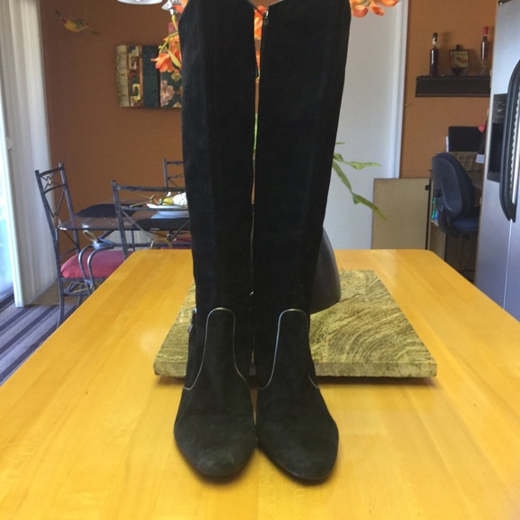 Sports 1 Qu Shoes Knee High Suede Boots Poshmark